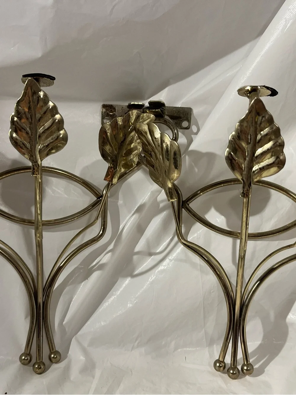 Gold Tone Flat TopMetal Wall Shelf Holders Leaf Design